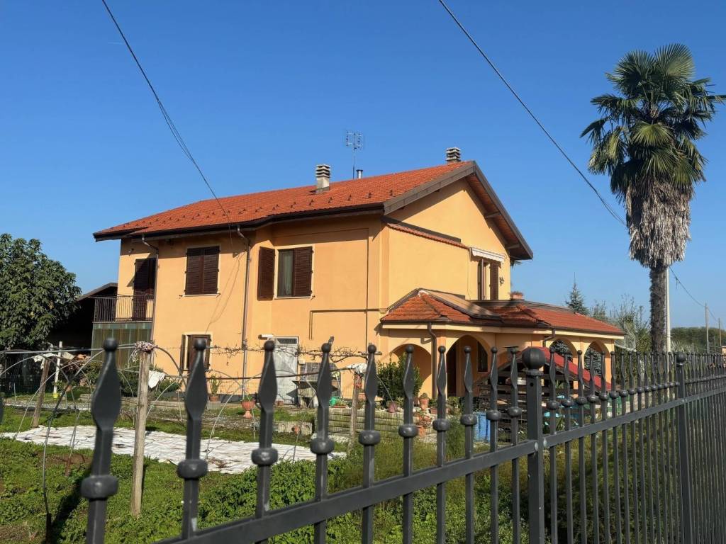 Villa a Saluzzo in Frazione Ruata Re - Foto 5