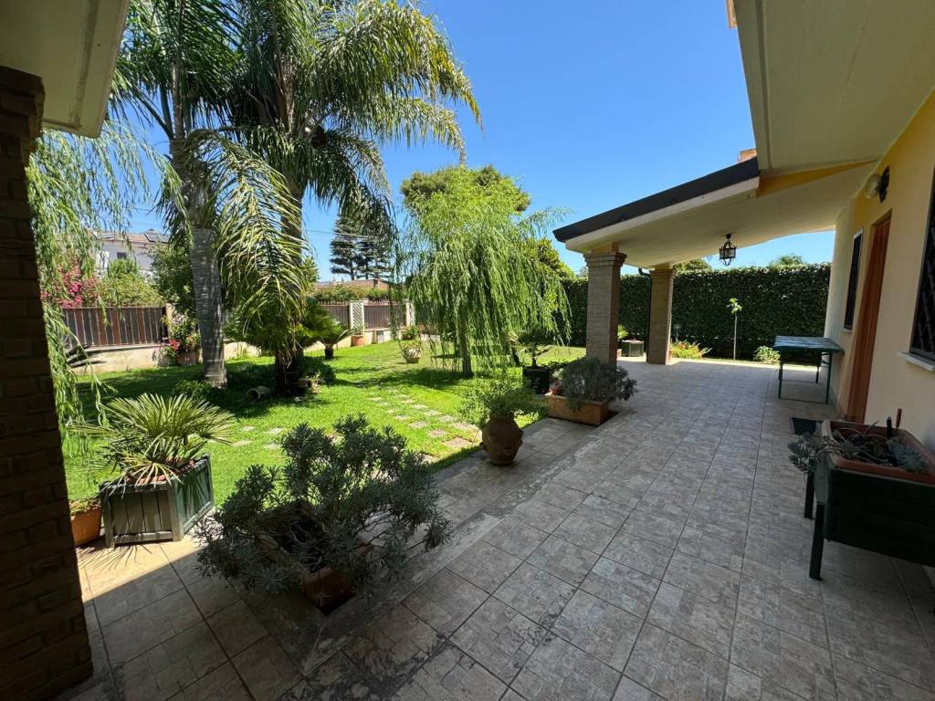 Villa a San felice circeo in Via dei Caprioli - Foto 4