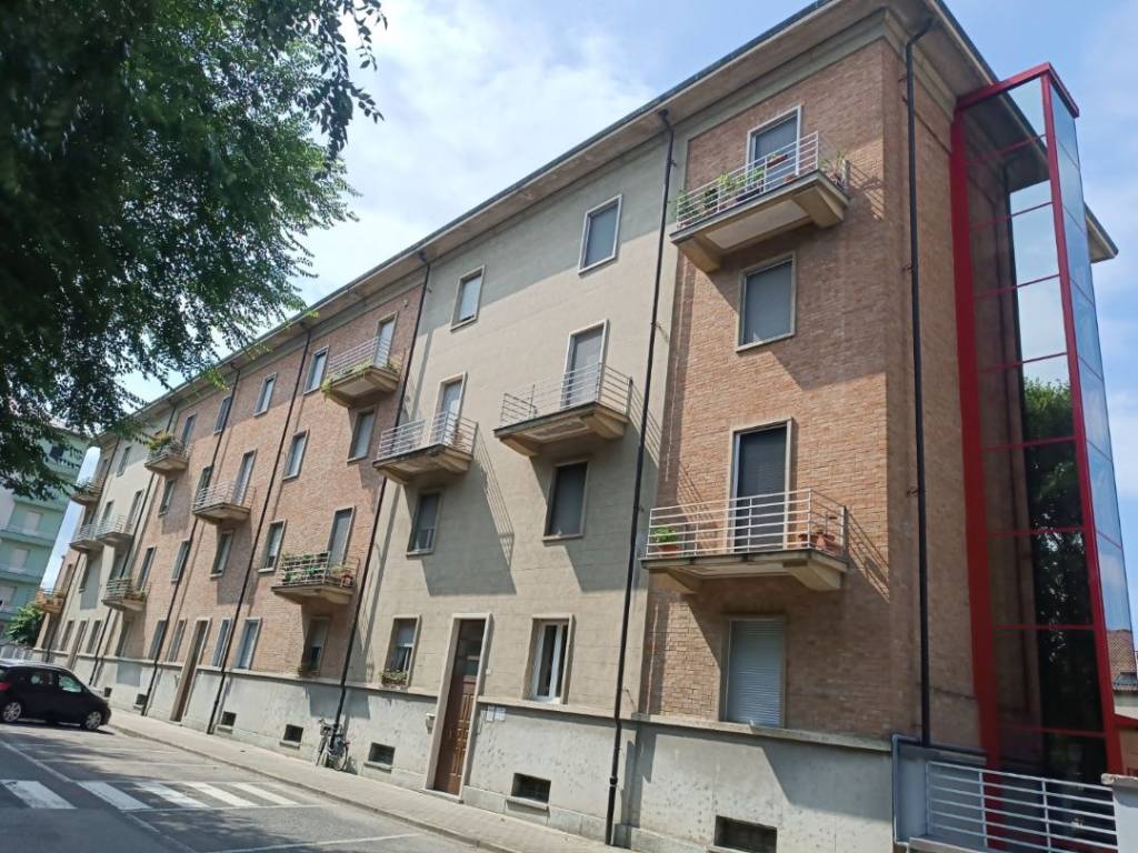 Appartamento a Nizza monferrato in Piazza Guglielmo Marconi, 19 - Foto 2