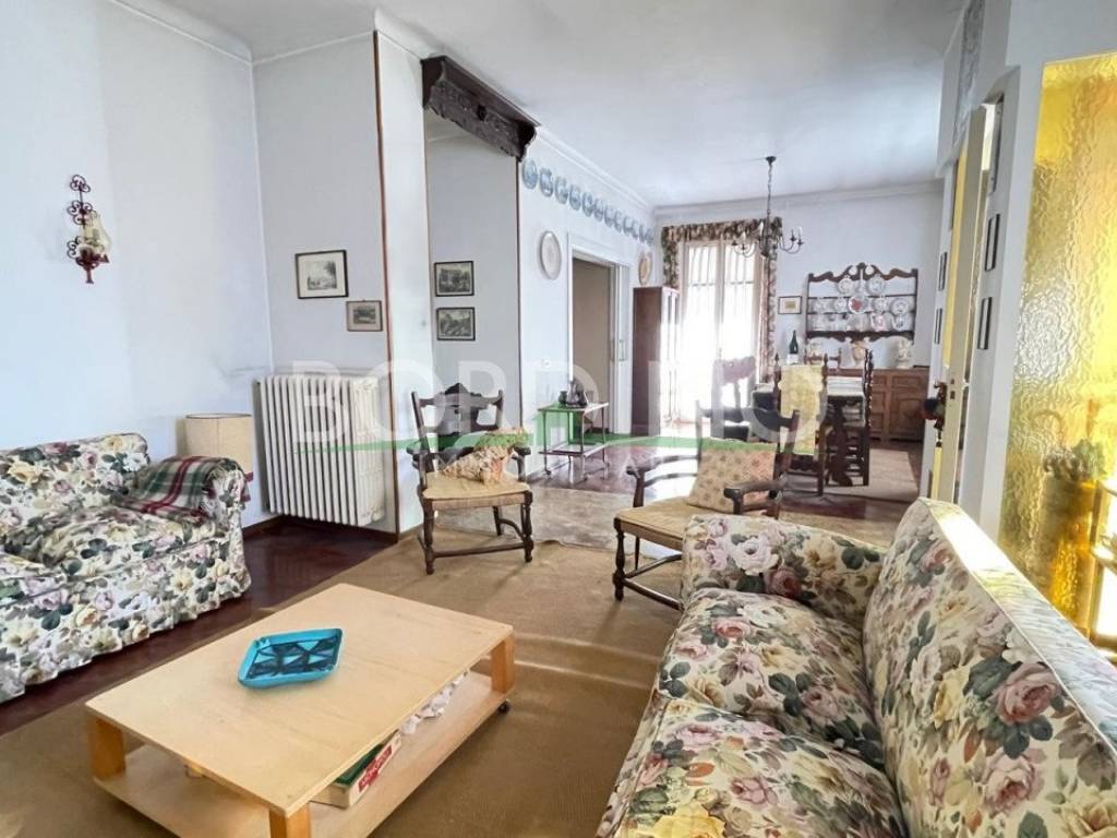 Villa a Magliano alfieri in Corso Marconi snc - Foto 4