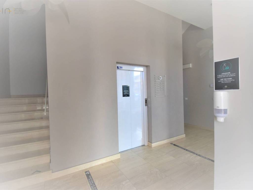 Palazzo / stabile a Grottammare in Via Ponza - Foto 2