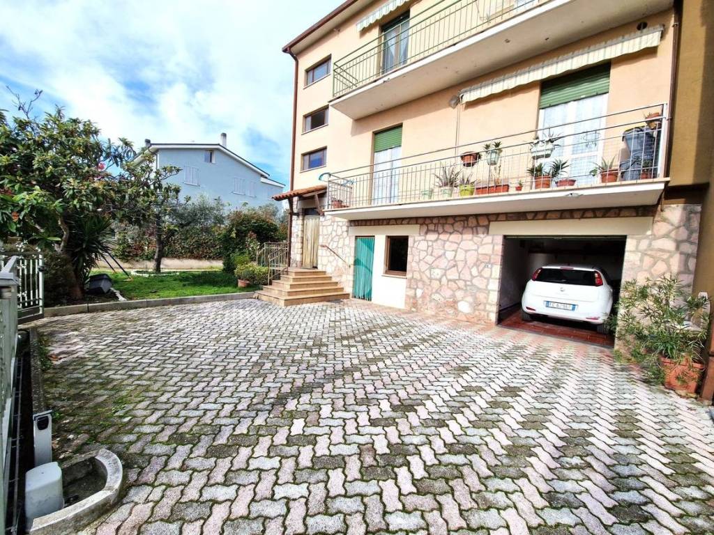 Appartamento a Castel ritaldi in Via Martiri della Resistenza, 31 - Foto 5