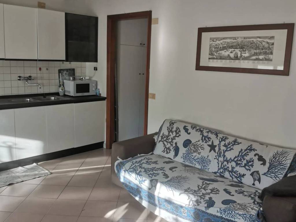Appartamento a Finale ligure in Via Rossi S.N.C. - Foto 5