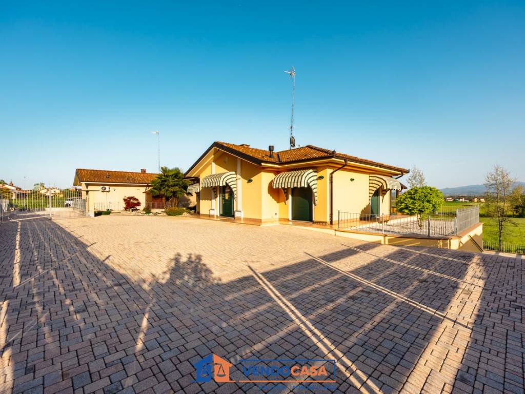 Villa a Magliano alpi in Via Langhe, 118 - Foto 4