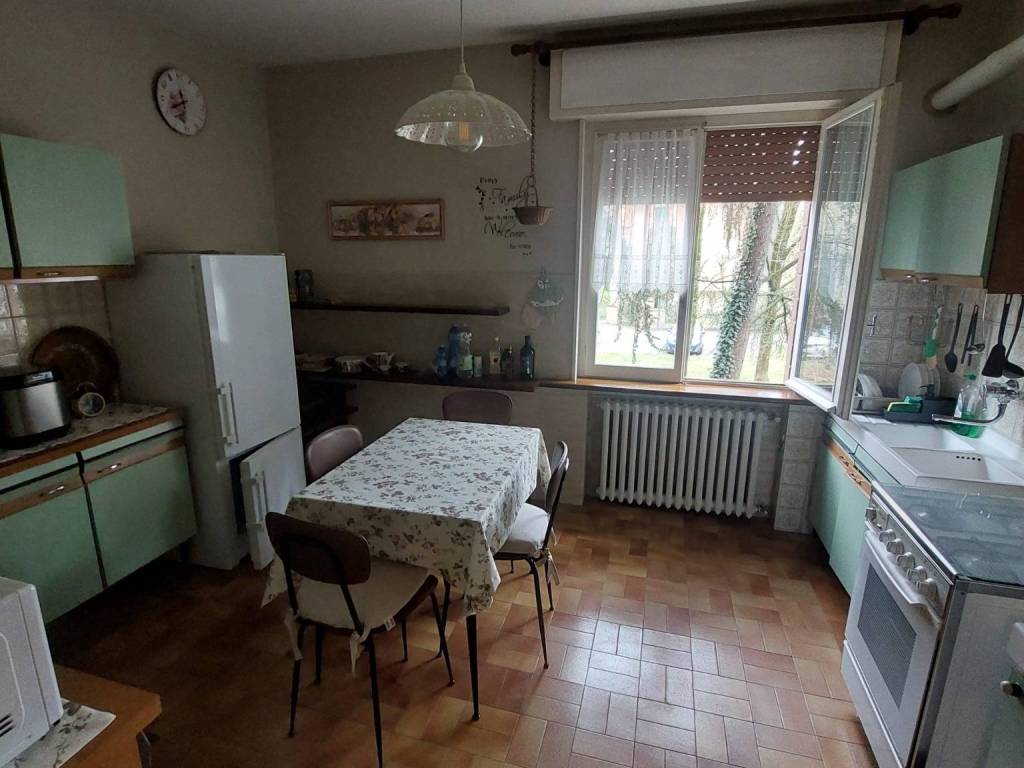 Appartamento a Parma in Via Jacopo Zanguidi, 7 - Foto 2