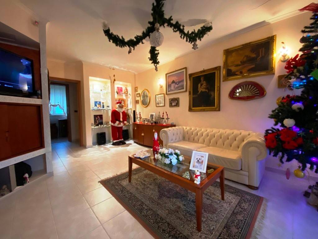 Appartamento a Casamassima in Via Professor Franco Orofino, 9 - Foto 3