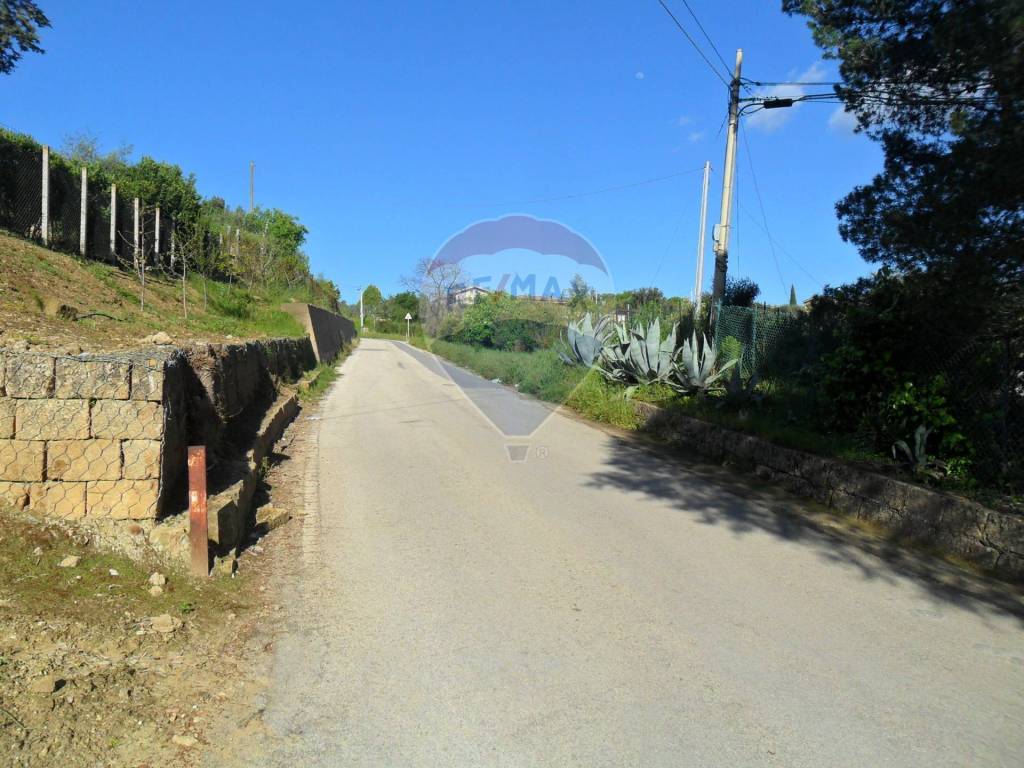 Terreno a Caltanissetta in Contrada Niscima - Foto 2