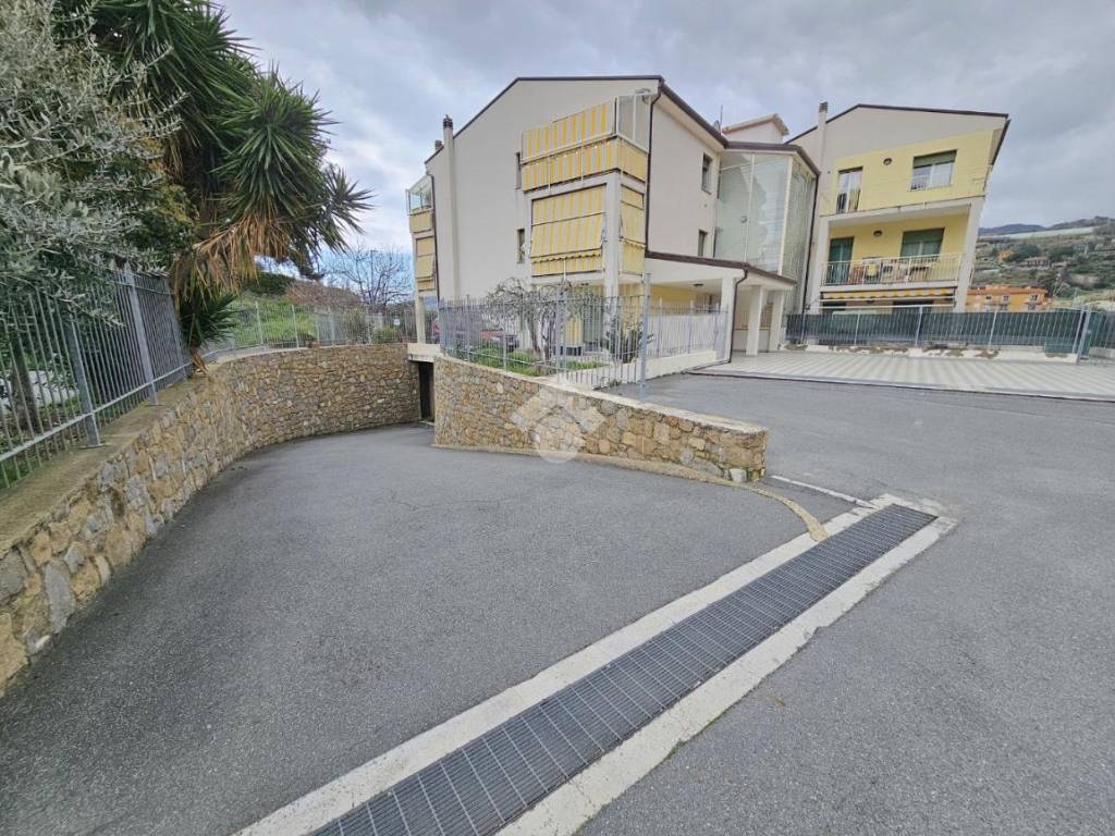 Box / garage a Taggia in Via S. Martino - Foto 3