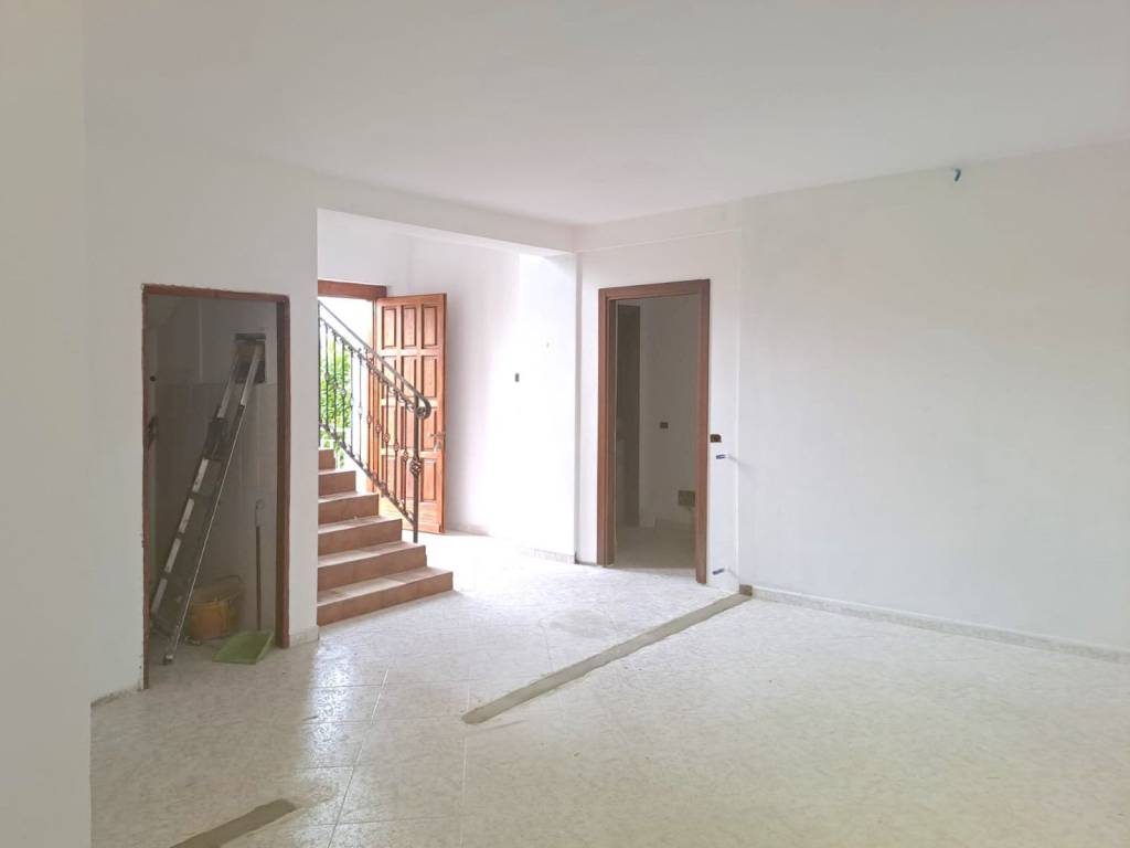 Villa a Castelletto sopra ticino in Via Baraggia - Foto 3