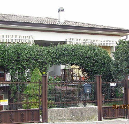 Villa a Induno olona in Via G. Maroni - Foto 3