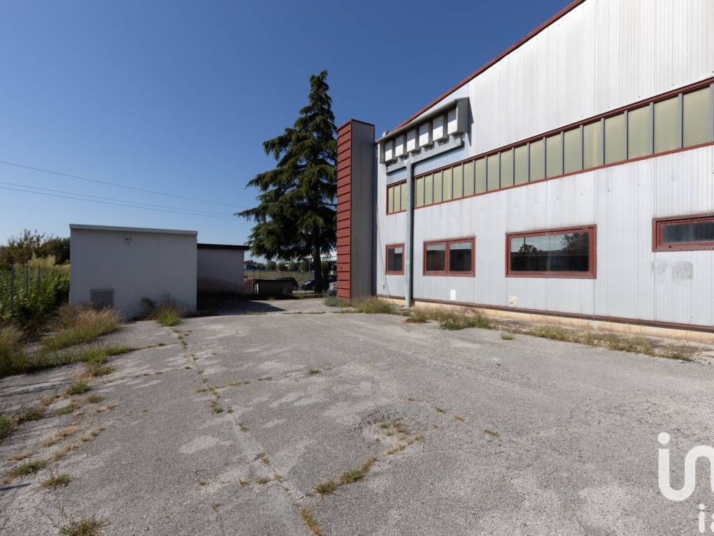 Immobile a Monte san vito in Via dell'industria, 13 - Foto 4