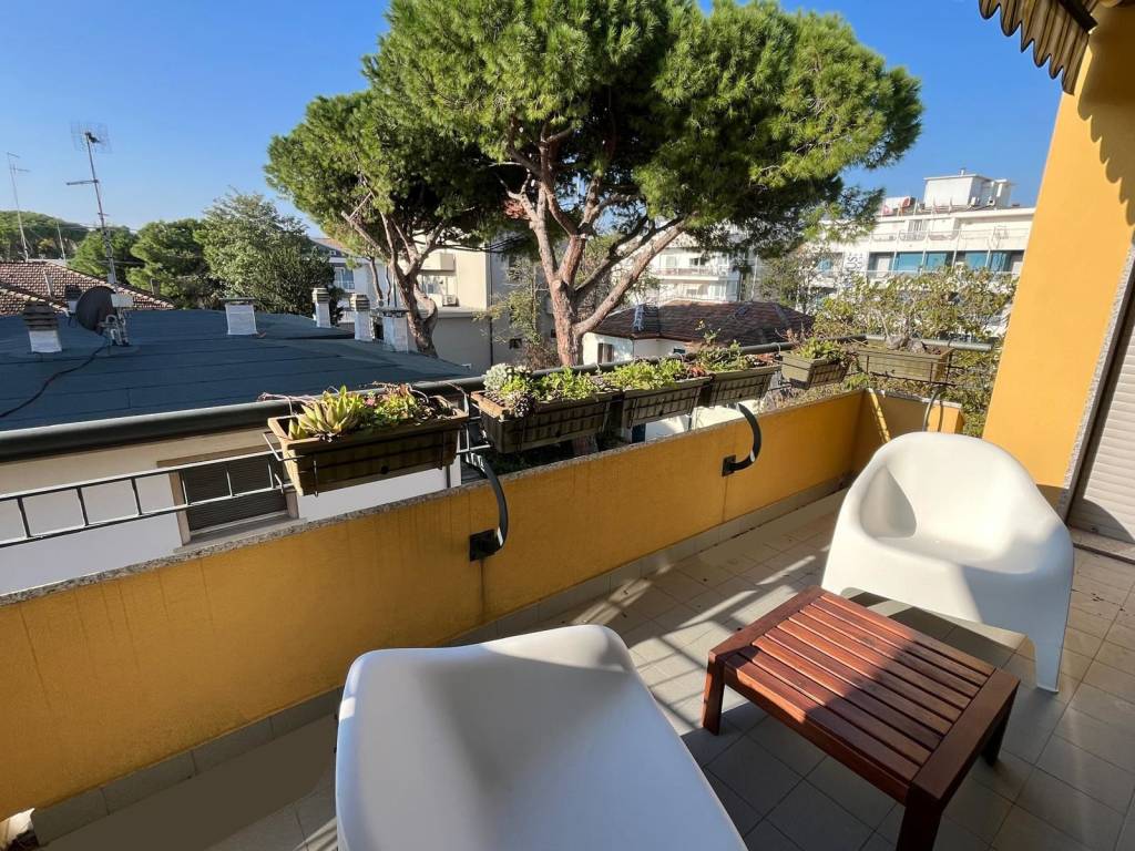 Appartamento a Riccione in Viale Amintore Galli - Foto 3