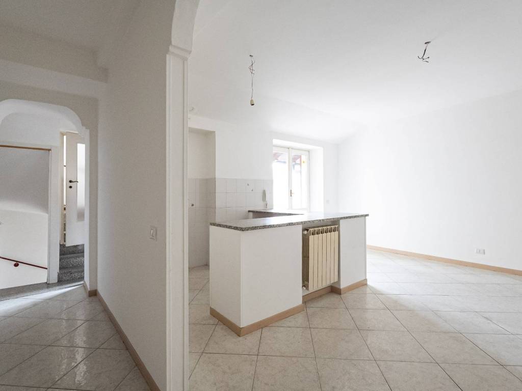 Appartamento a Oggiono in Via Longoni - Foto 3