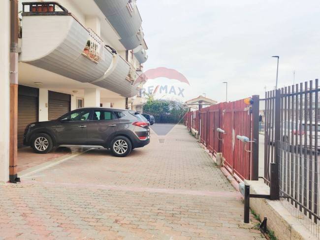 Box / garage a Mattinata in Via San Benedetto Abate, 9 - Foto 4