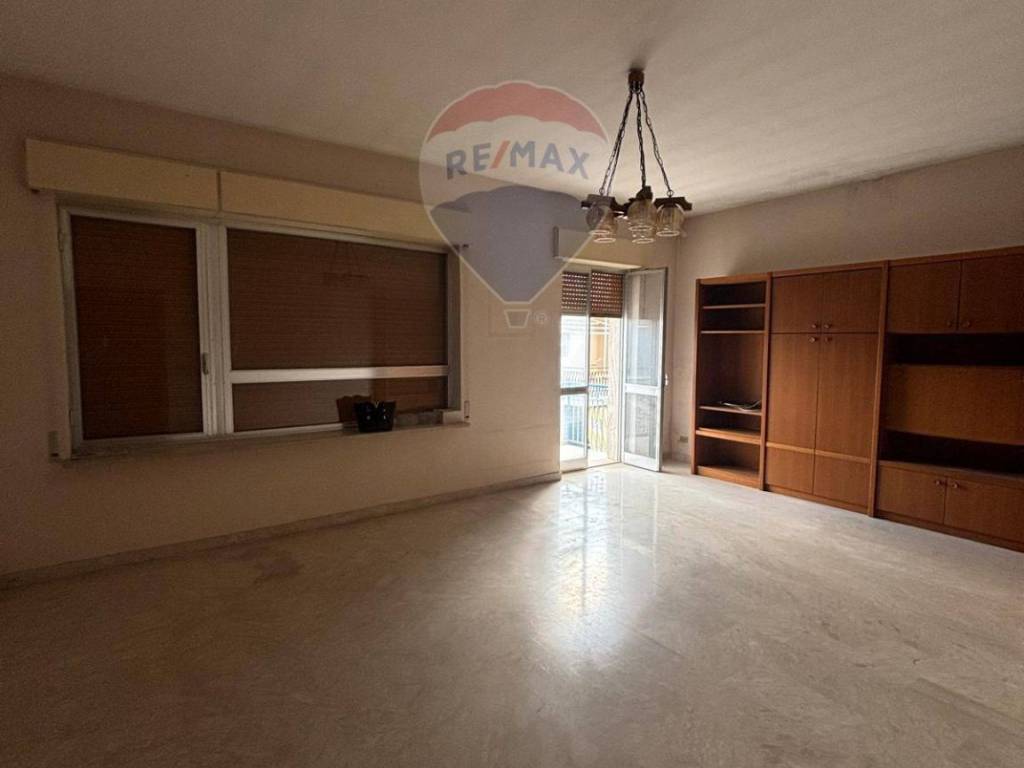 Appartamento a Floridia in via MAZZARELLA AGATI, 29 - Foto 2