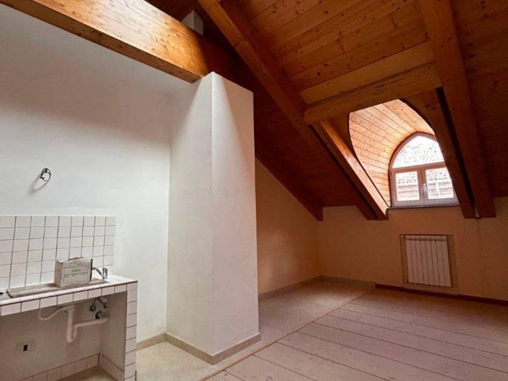 Appartamento a Torino in Via Maddalene, 52 - Foto 2