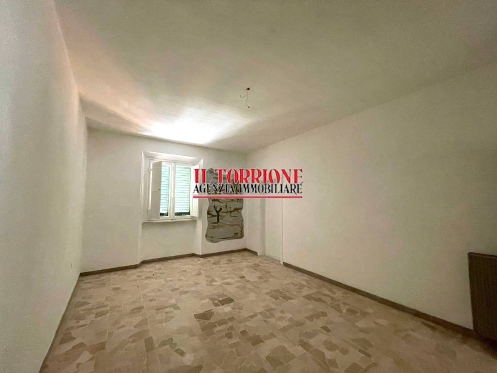 Appartamento a Pescia in Piazza Giuseppe Mazzini - Foto 2