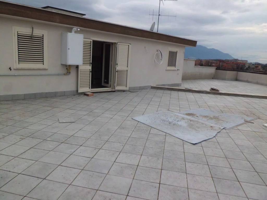 Appartamento a Frosinone in Via Mola Vecchia, 15 - Foto 2