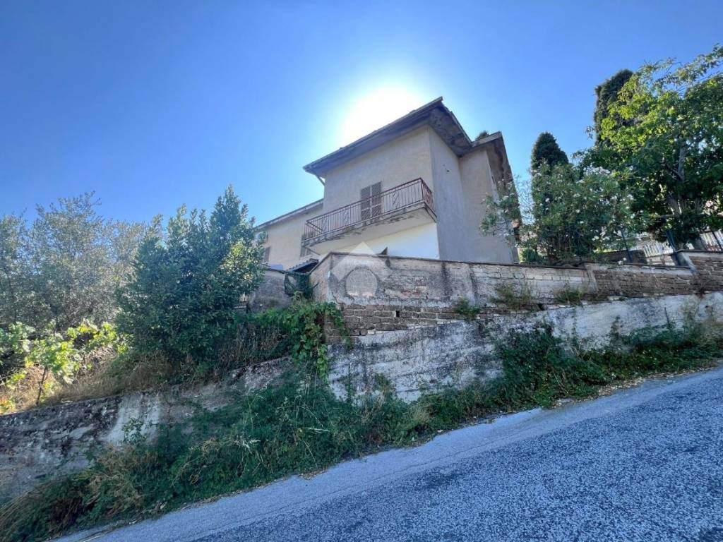 Casa indipendente a Veroli in Viale rimembranza, 12 - Foto 2