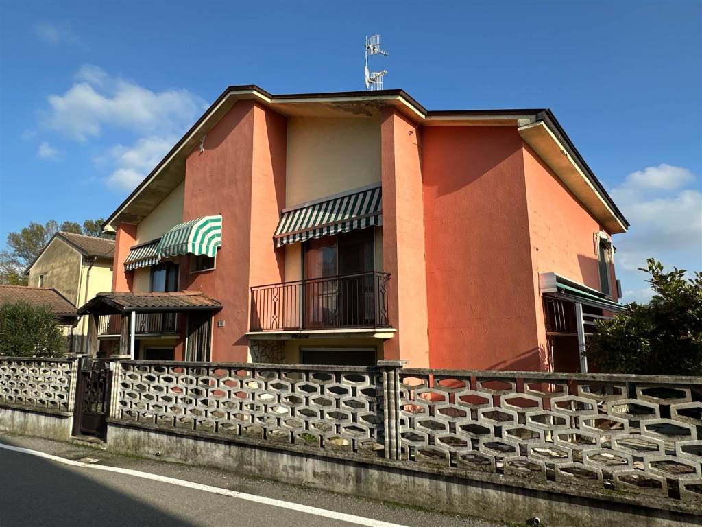 Villa a Castiraga vidardo in Via Monte Oliveto - Foto 3