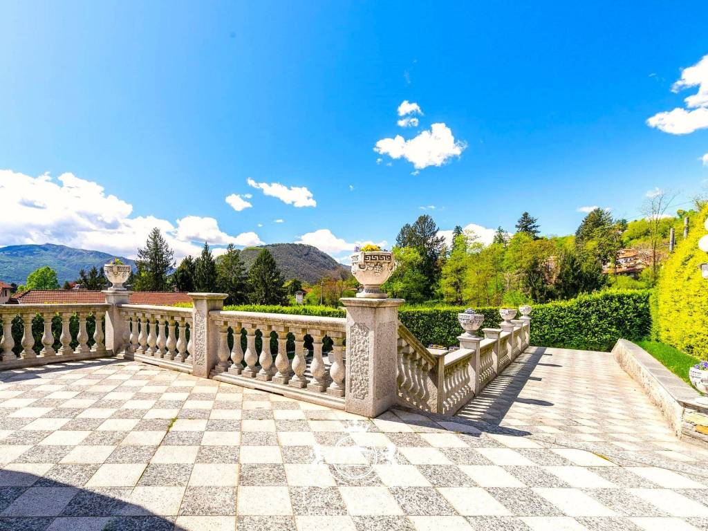 Villa a Verbania in Piazza Daniele Ranzoni - Foto 3