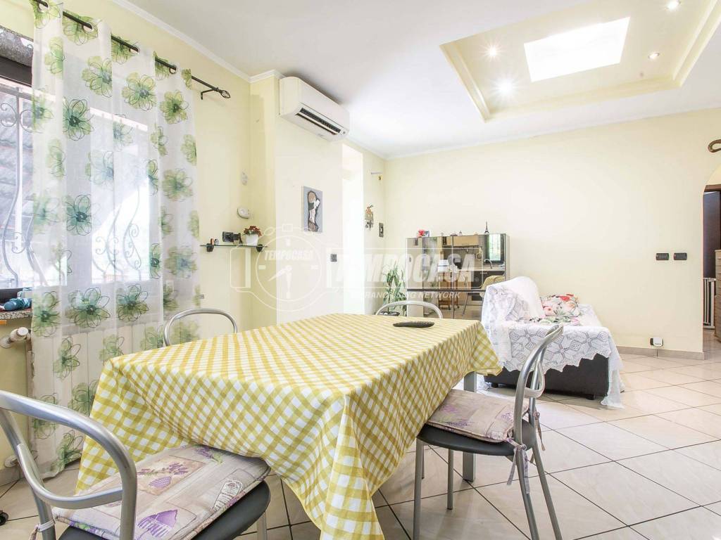Appartamento a Solbiate olona in Via Don Giovanni Calvi 15 - Foto 3