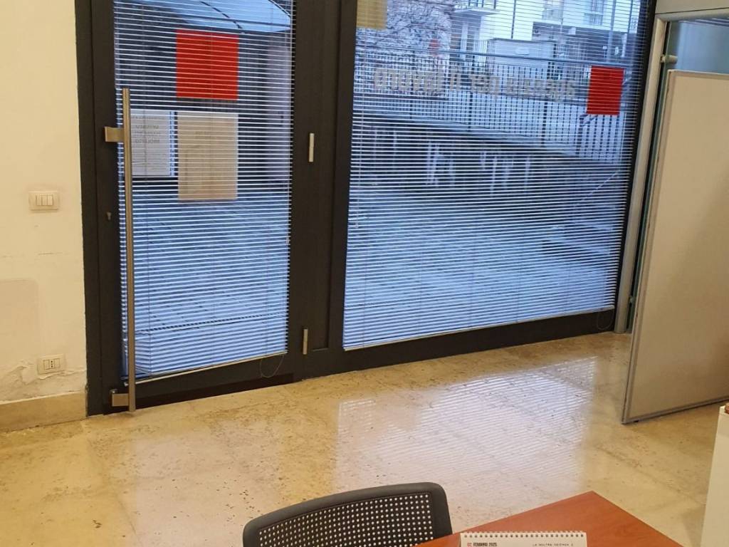 Immobile a Lecco in Corso Giacomo Matteotti - Foto 2