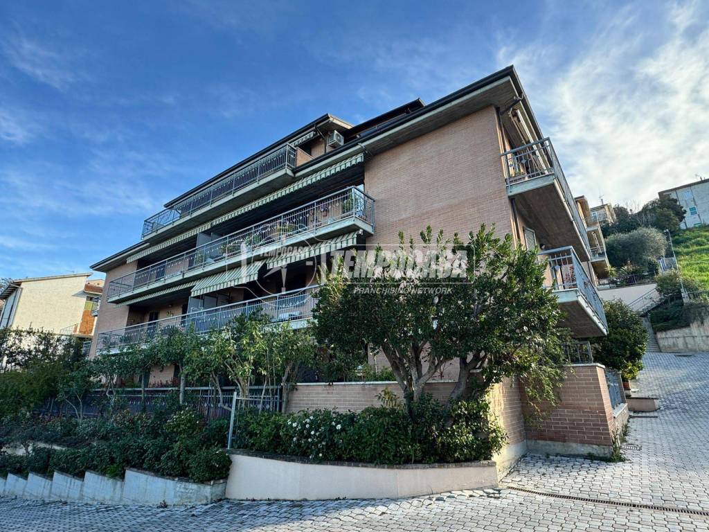 Appartamento a Fermo in Via del Crocefisso 48 - Foto 3