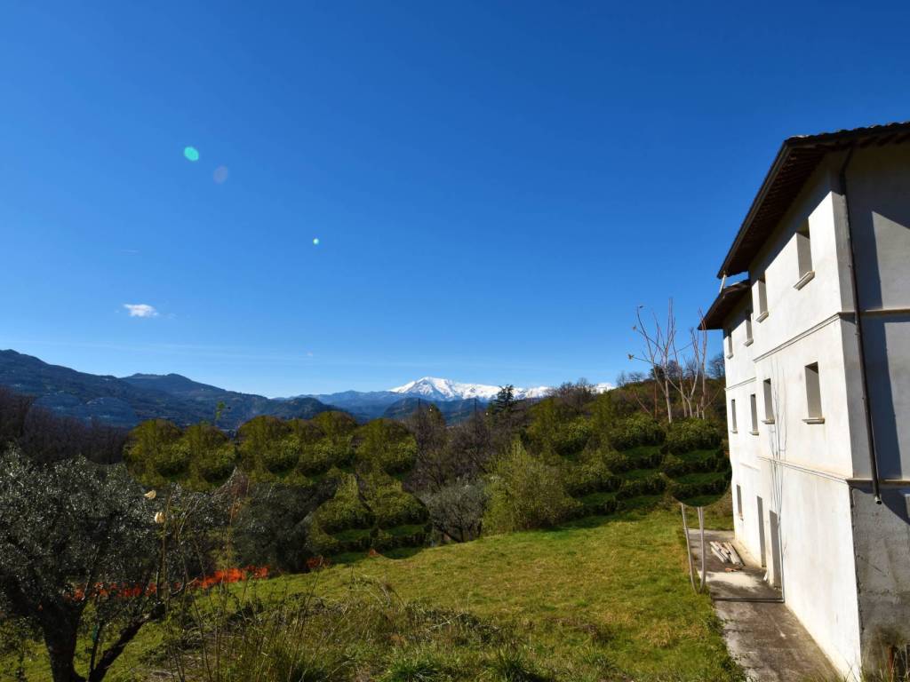 Villa a Ascoli piceno in Piazza Generale Armando Diaz - Foto 3
