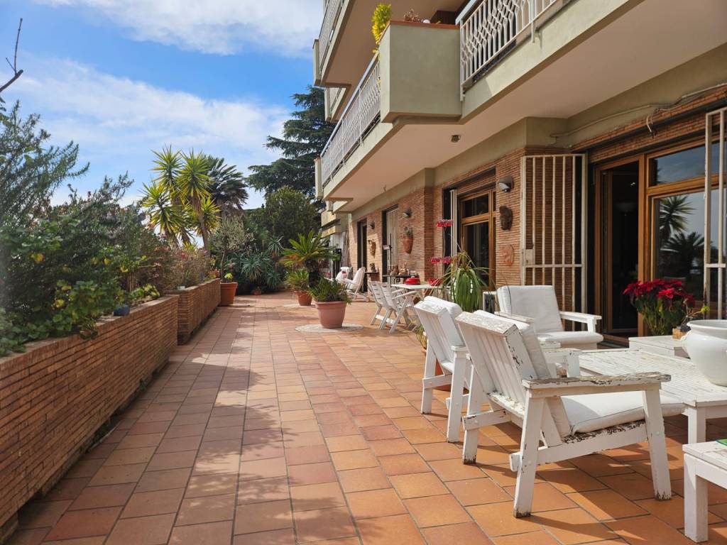 Appartamento a Salerno in Viale delle Ginestre, 32 - Foto 3