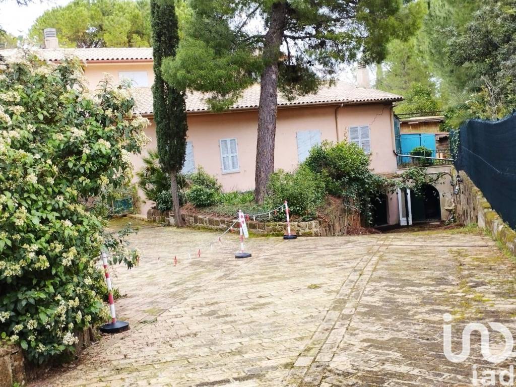 Villa a Civitanova marche in Contrada San Michele, 67 - Foto 2