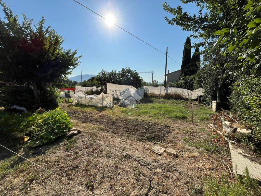 Terreno a Bastia umbra in Via Praga, 23 - Foto 4
