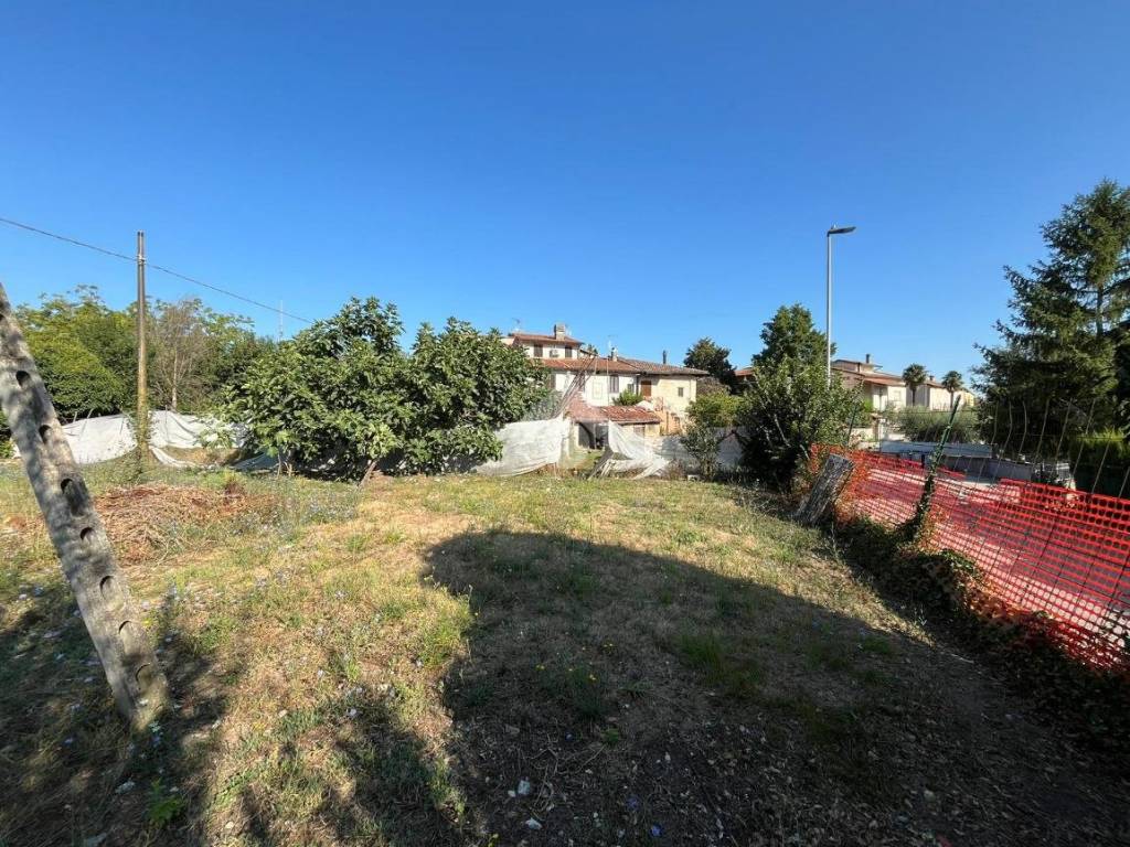 Terreno a Bastia umbra in Via Praga, 23 - Foto 5