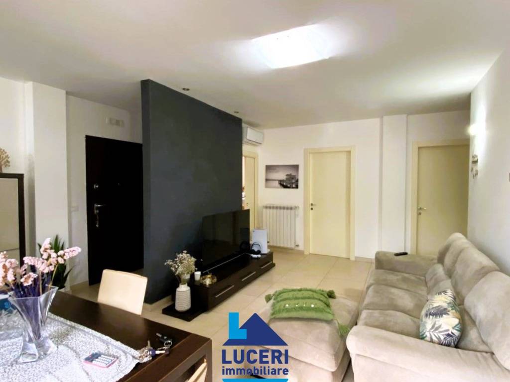Villa a Matino in Via Alessandria - Foto 2