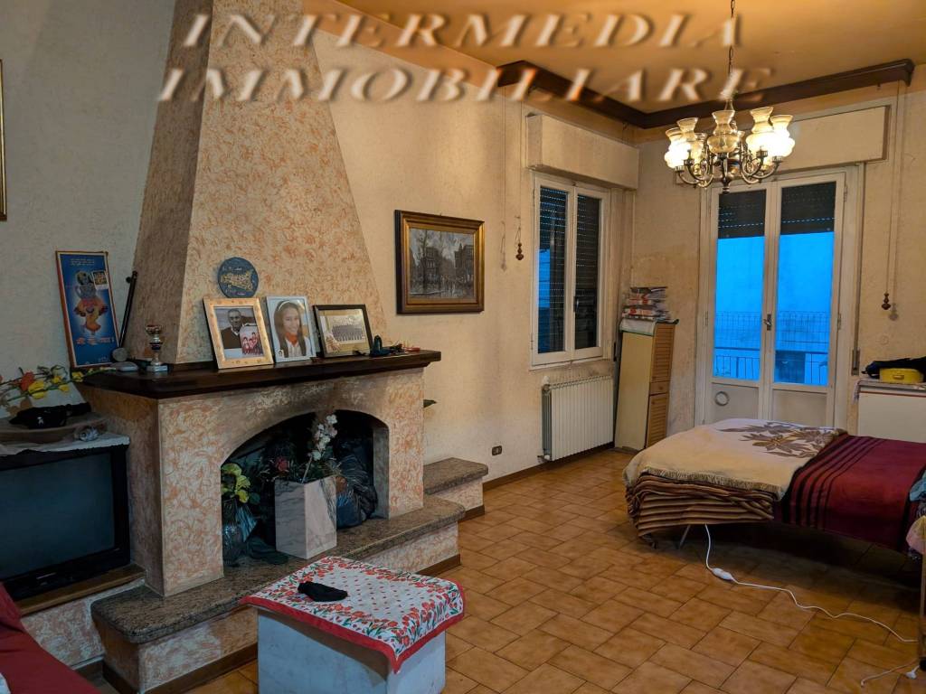 Appartamento a Montevarchi in Via Arno - Foto 4