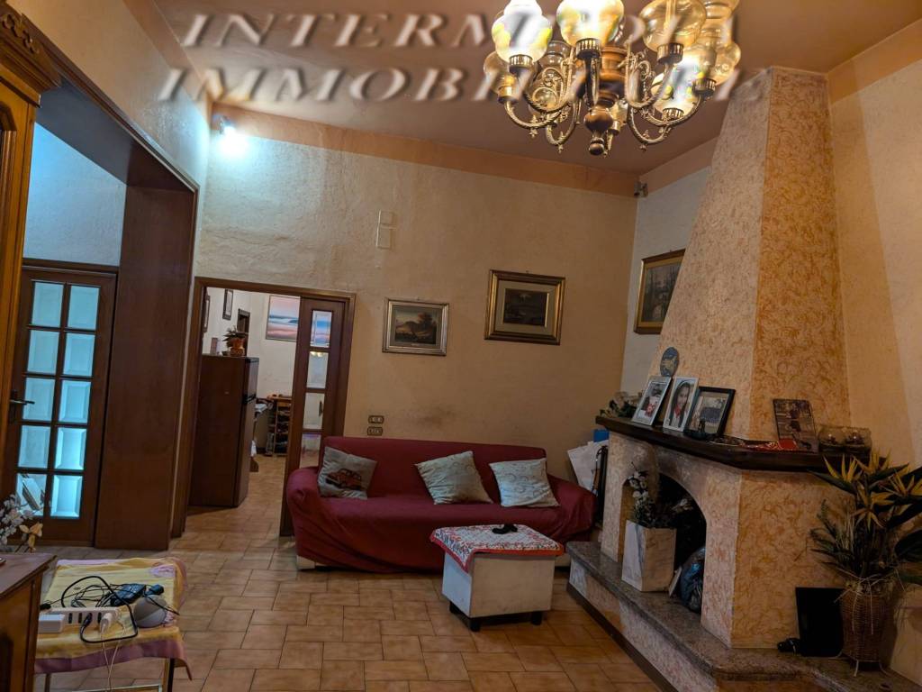 Appartamento a Montevarchi in Via Arno - Foto 5