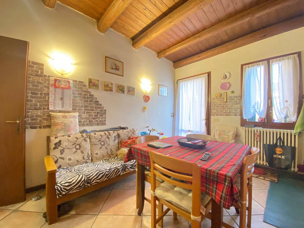 Appartamento a Legnago in Corso della Vittoria, 2 - Foto 2