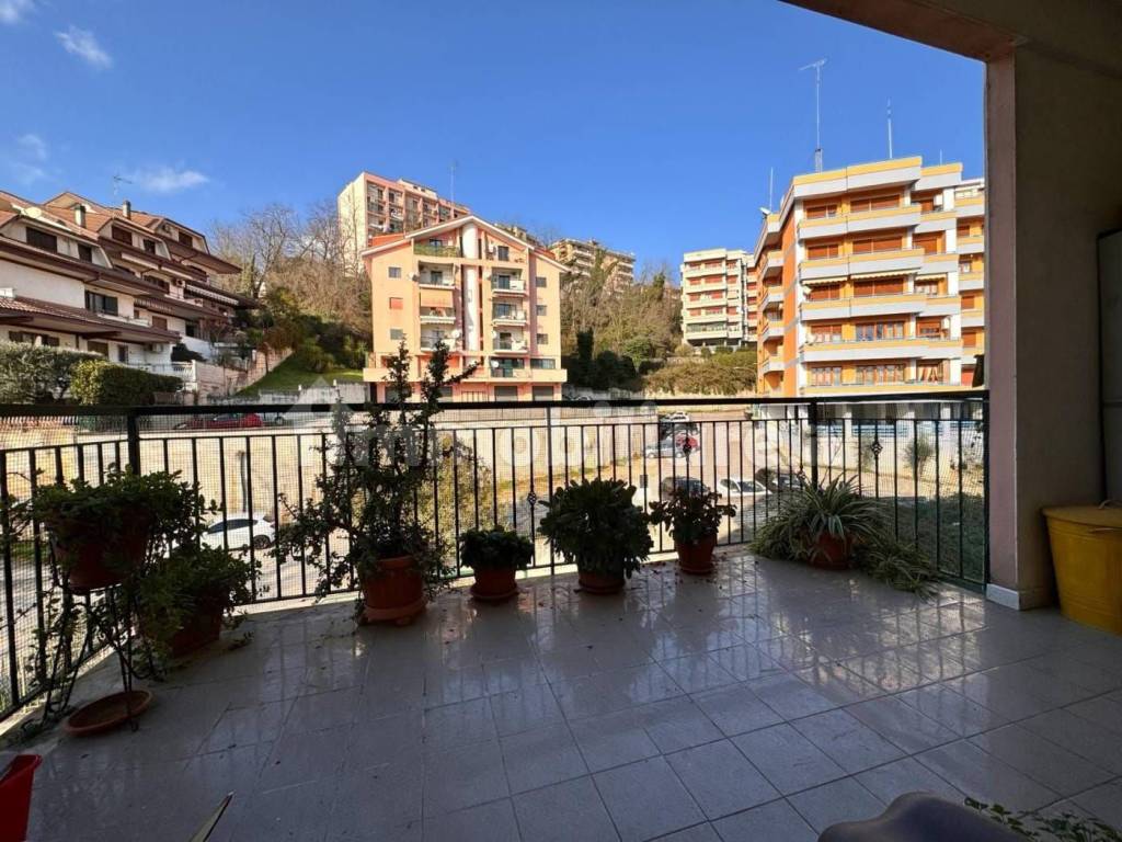 Appartamento a Frosinone in Via Francesco Petrarca - Foto 2