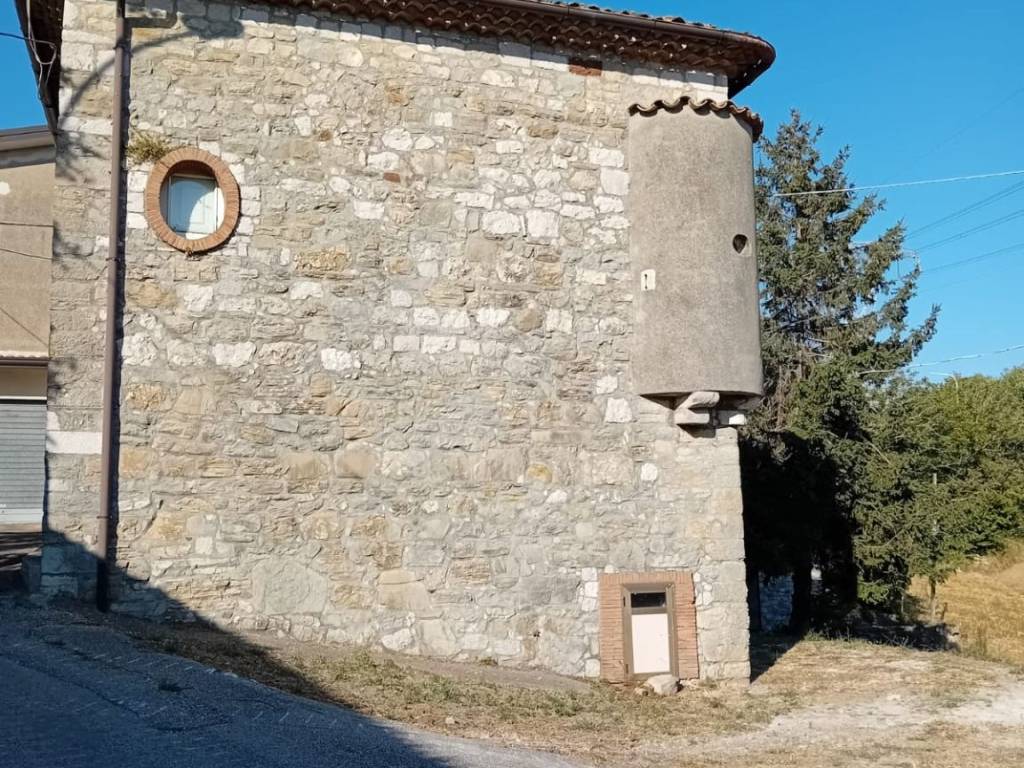 Casa indipendente a Montesarchio in Via Monaca - Foto 3