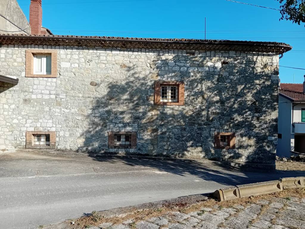 Casa indipendente a Montesarchio in Via Monaca - Foto 4