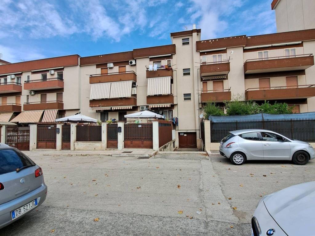 Box / garage a Manfredonia in Via delle More, 15 - Foto 2