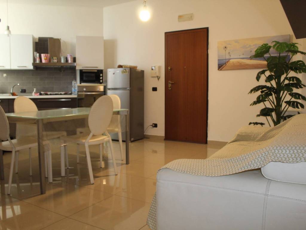 Appartamento a Taranto in Via Dante Alighieri, 205 - Foto 2