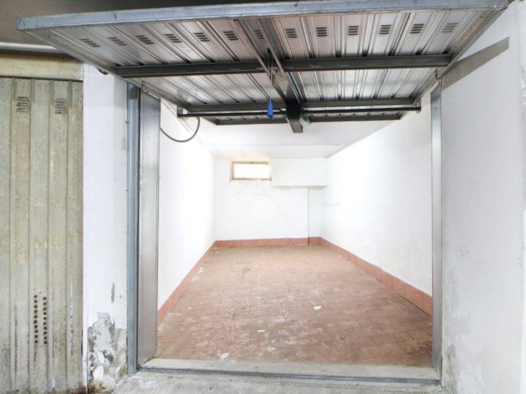 Box / garage a Francavilla al mare in Viale Canto Novo, 24 - Foto 3