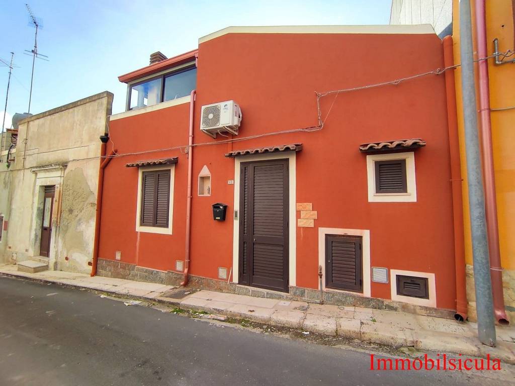 Casa indipendente a Ispica in Via Napoli - Foto 2