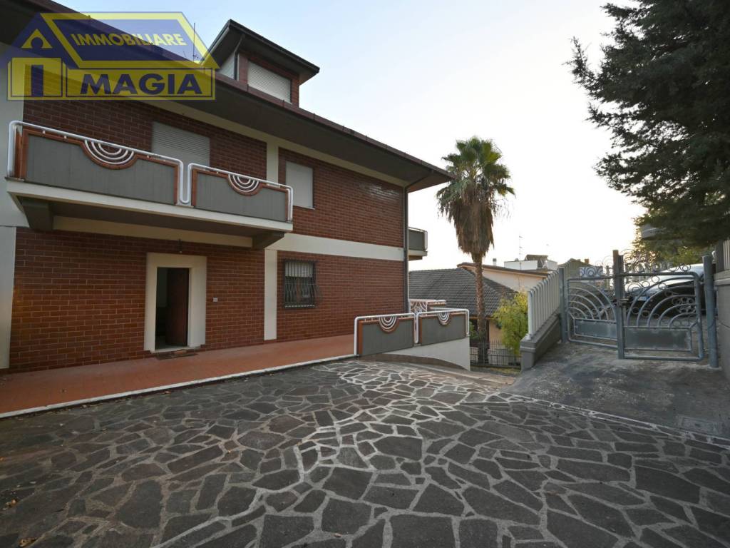 Villa a Colli del tronto in contrada colle vaccaro, 1 - Foto 2