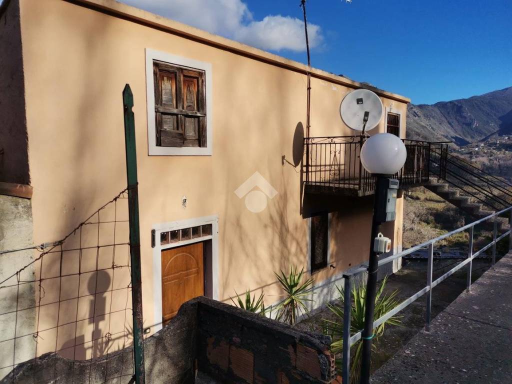 Casa indipendente a Buonvicino in Contrada Lago - Foto 2
