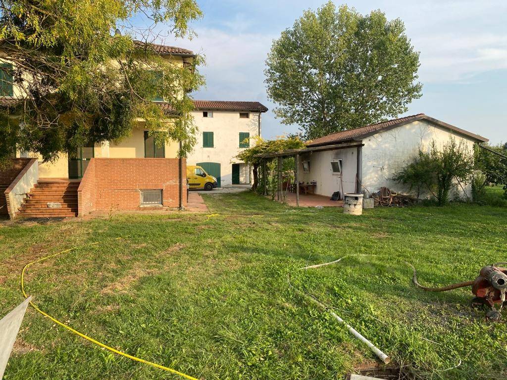 Villa a Castelfranco emilia in Via Celeste - Foto 2