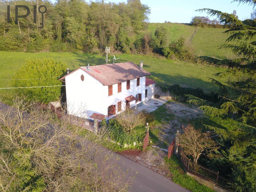 Villa a Bistagno in frazione resinara - Foto 3