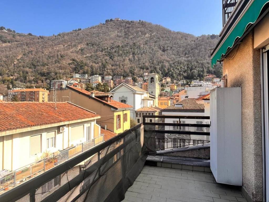 Appartamento a Como in Via Maurizio Monti, 52 - Foto 4
