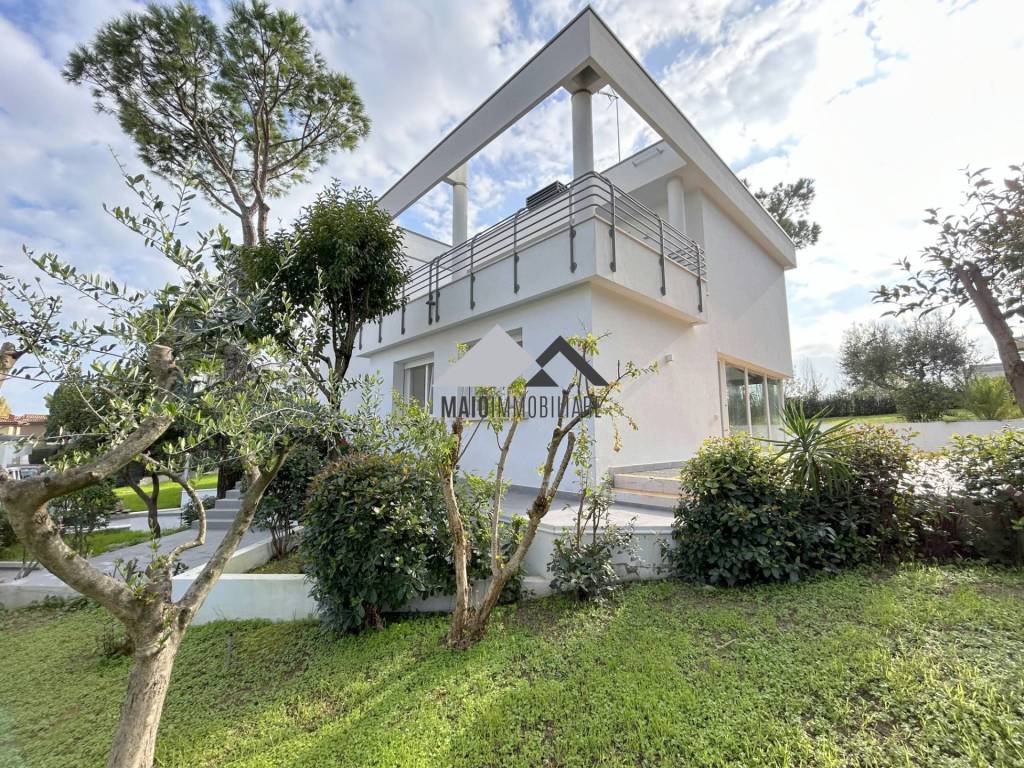 Villa a Riccione in Viale dei Pini - Foto 4
